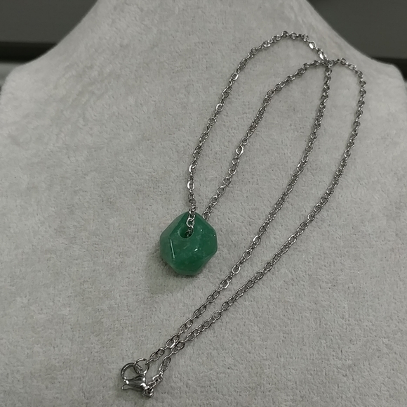 Green Aventurine Necklace Natural Gemstone Crystal Pendant Stainless-Steel 17.7" - Picture 11 of 17